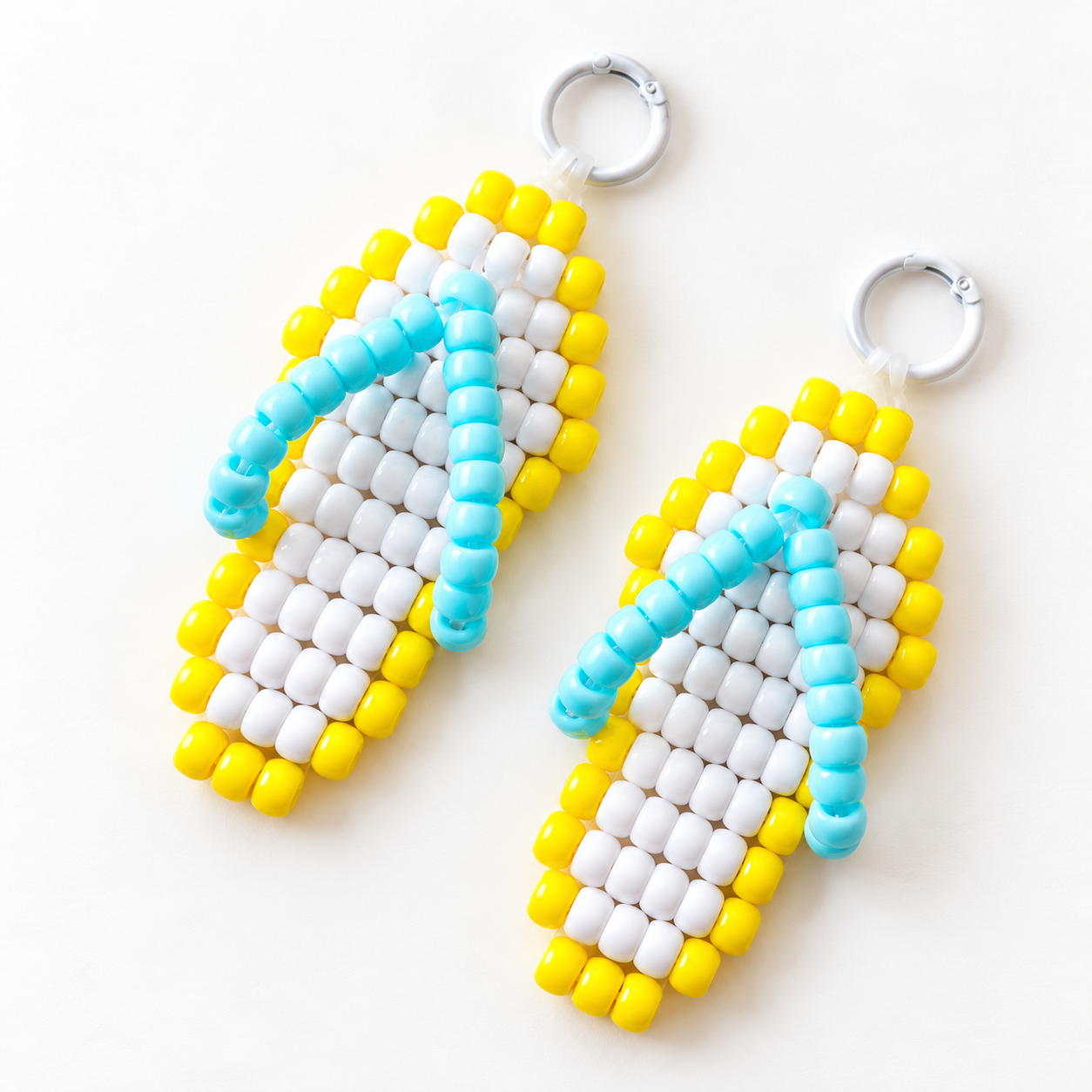 3D Beaded Flip-Flop Keychain PDF Pattern gallery image